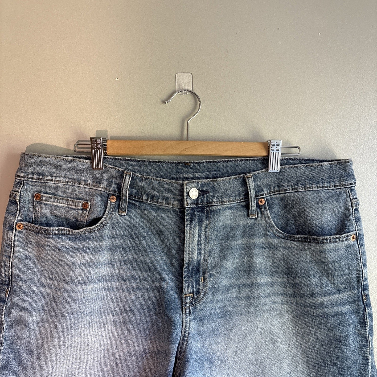 GAP 5” girlfriend short mid rise Shorts Sz 16R/33