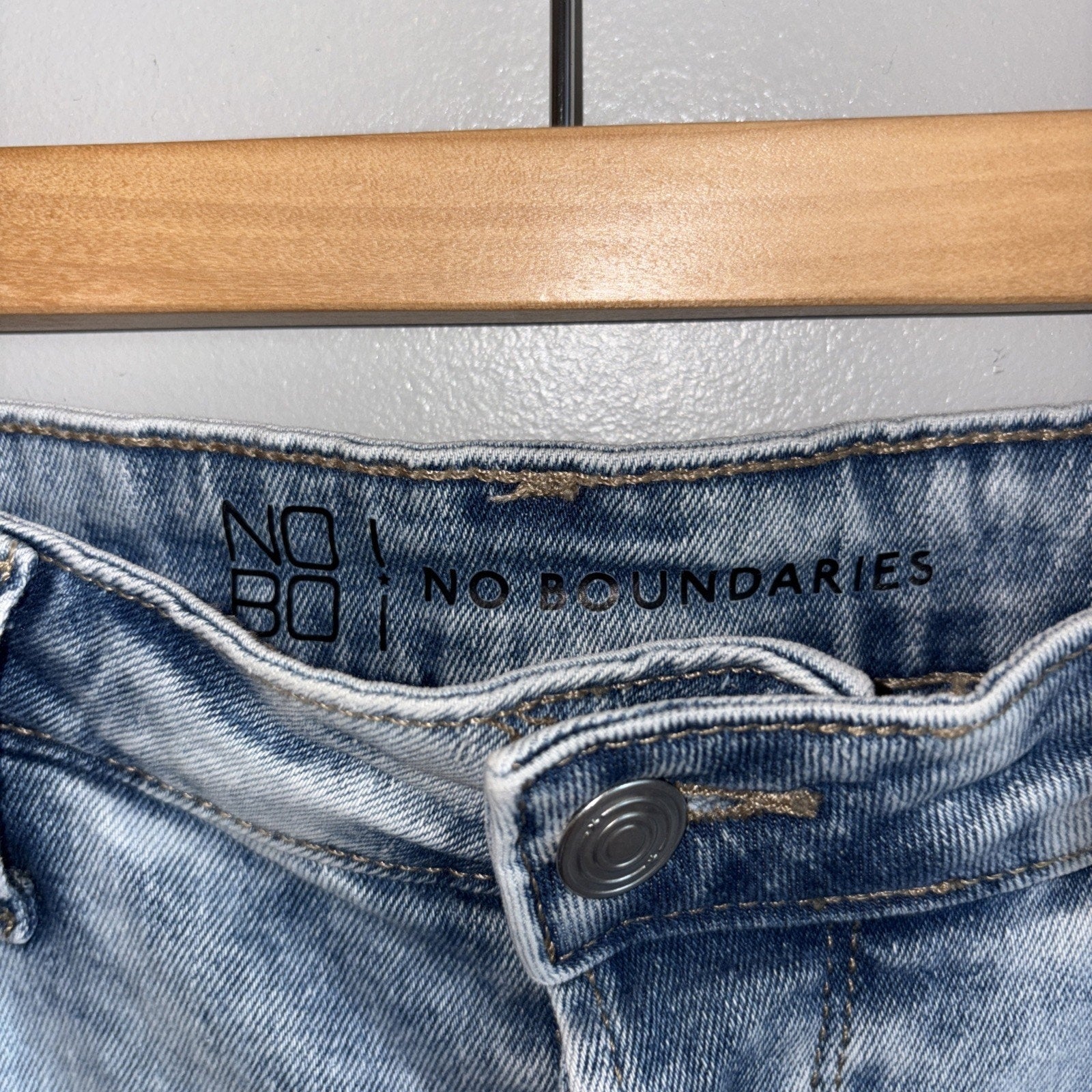 Straight Leg Jeans Women’s Size 13 Ripped Distressed