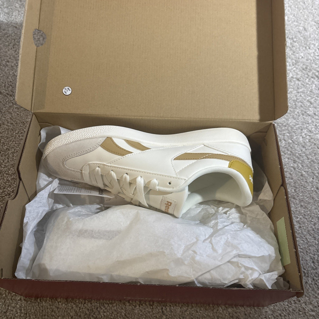 Reebok Smash Edge Chalk Camel Gold Women 9.5/Men8 Unisex Casual Lifestyle Shoes