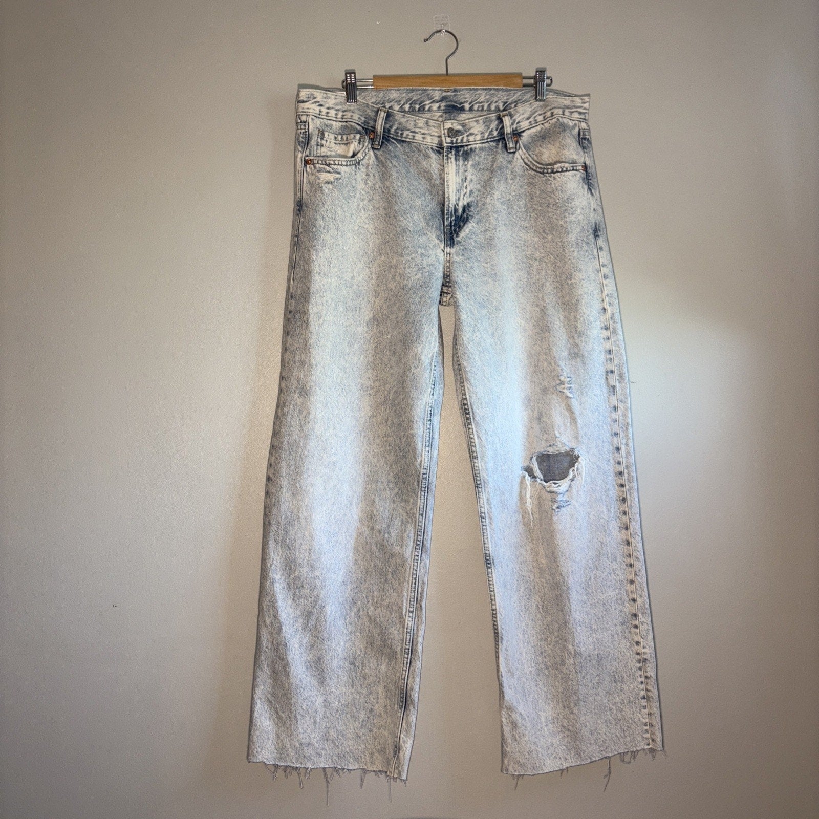 Gap Wide Leg Distressed Blue Denim Jeans Size 14/32 31” Inseam