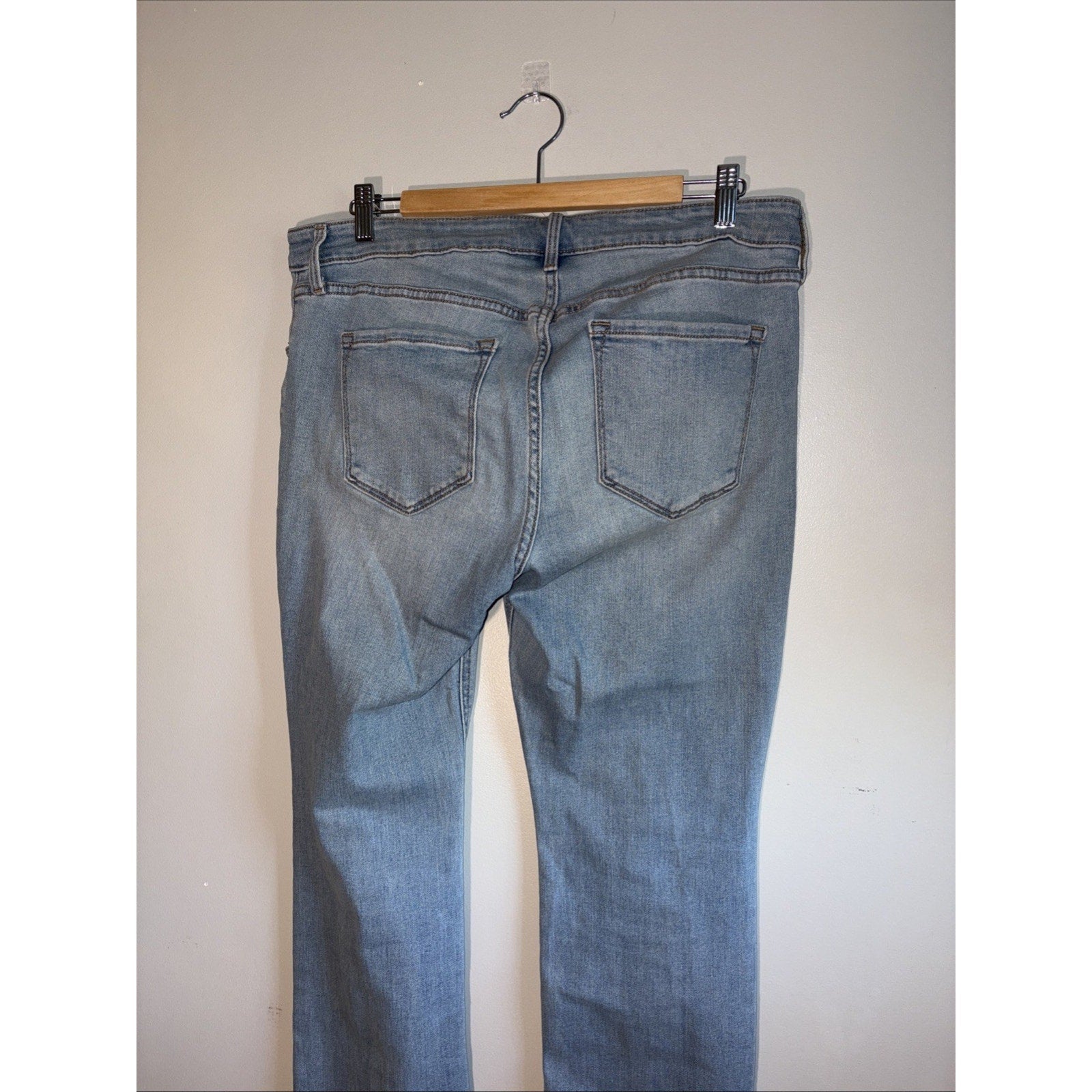 Old Navy Bootcut Light Wash Size 14 Stretchy Denim Jeans