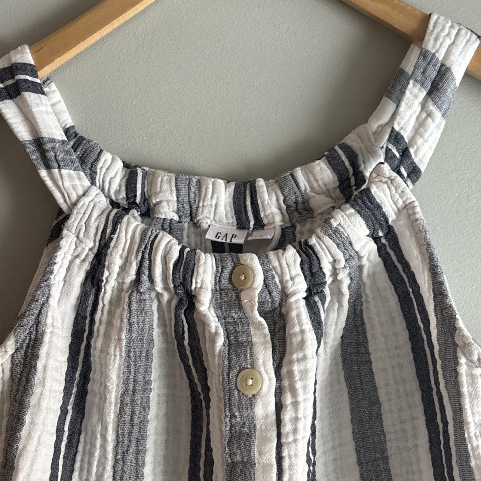 Women’s Gap Halter Style Tank Striped Cheese Cloth Like Material Button Down ￼
