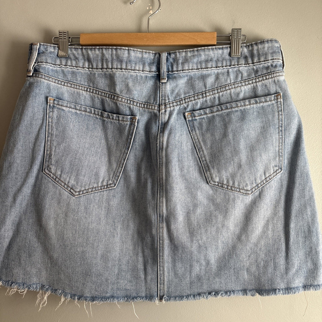 Old Navy Women’s Size 14 Denim Jean Skirt Cut Off Button Fly