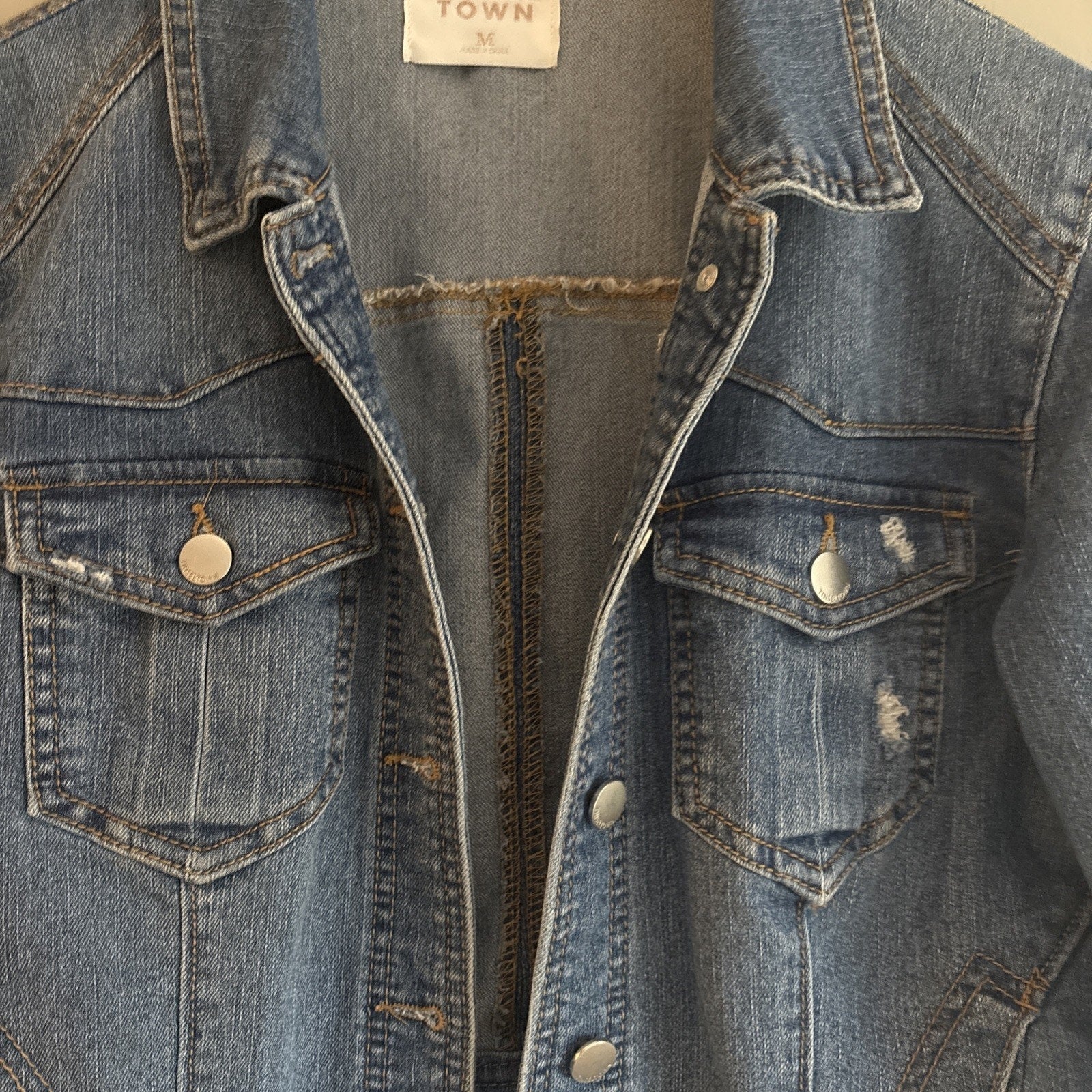TINSEL TOWN Women's Distressed Western Denim Blue Jean Jacket M