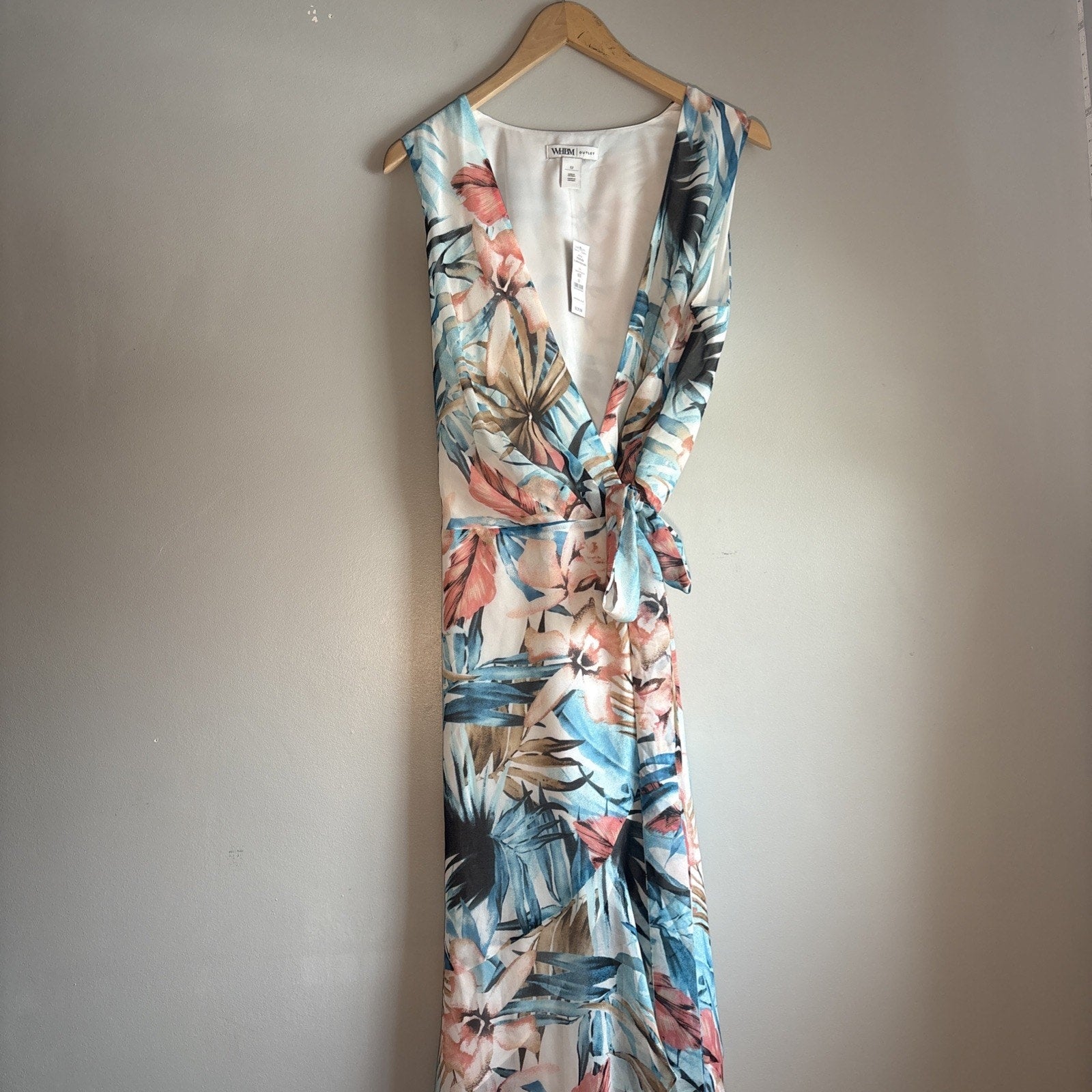 NWT White House Black Market Tropical Floral chiffon Tie Wrap Dress SZ 12