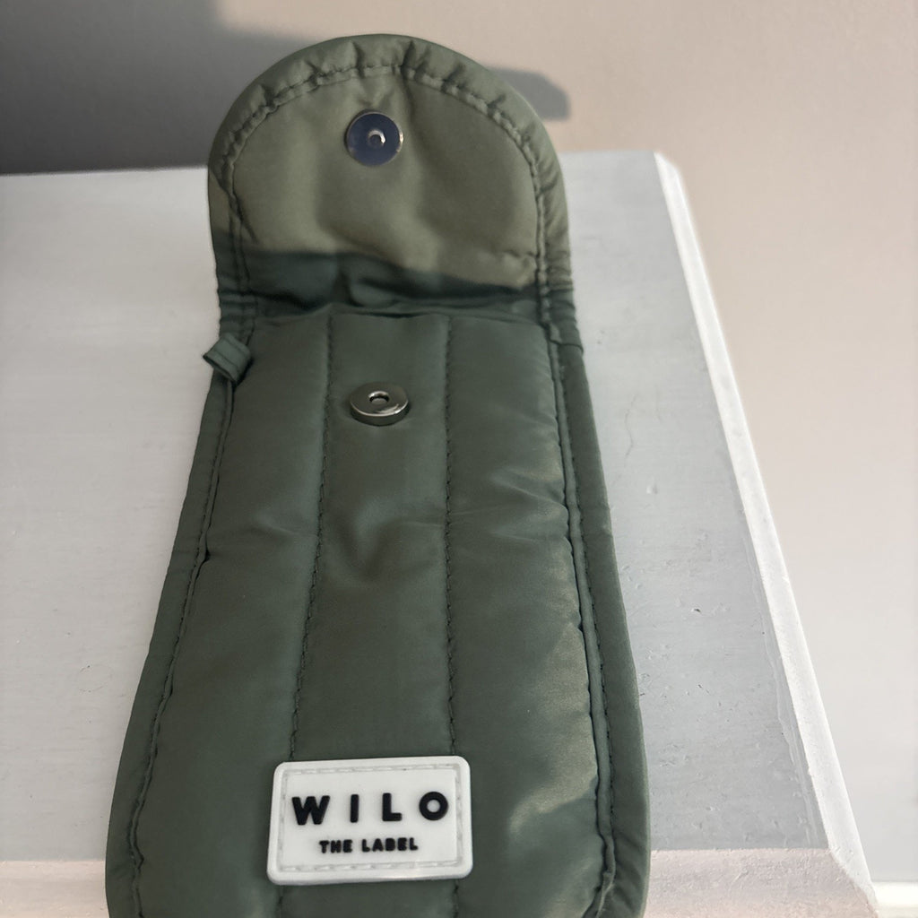 WILO THE LABEL Women’s Beige Puffer Pouch Bag With Handle & Sunglasses Pouch!