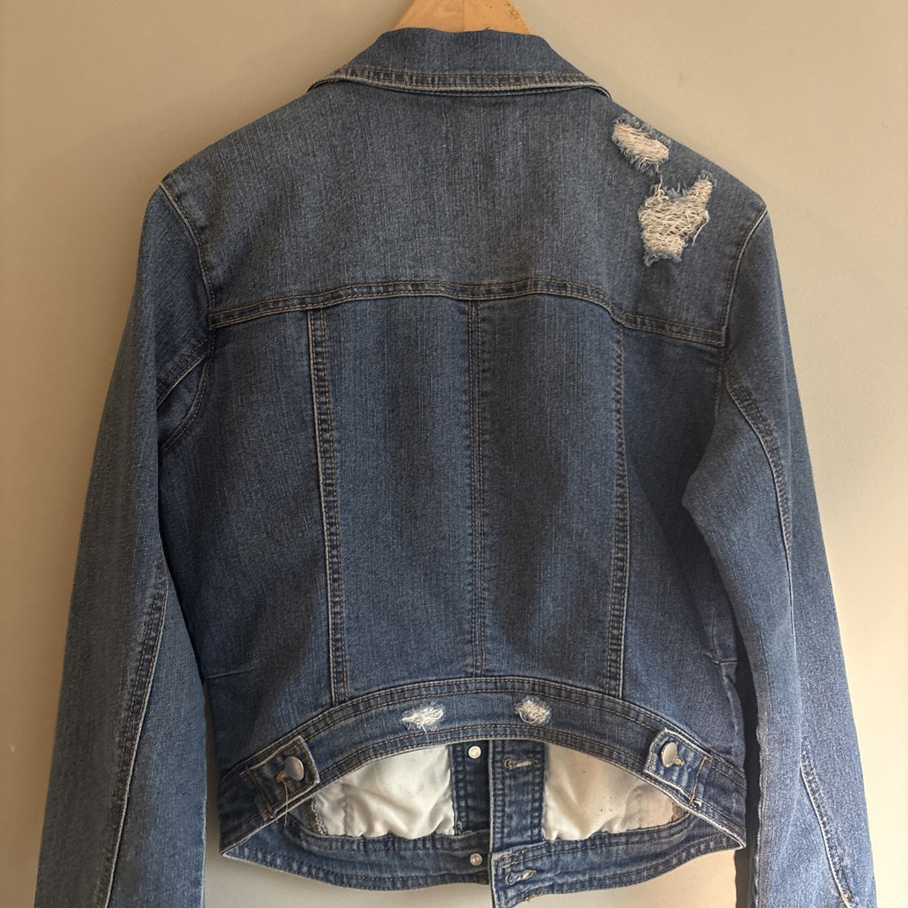 TINSEL TOWN Women's Distressed Western Denim Blue Jean Jacket M
