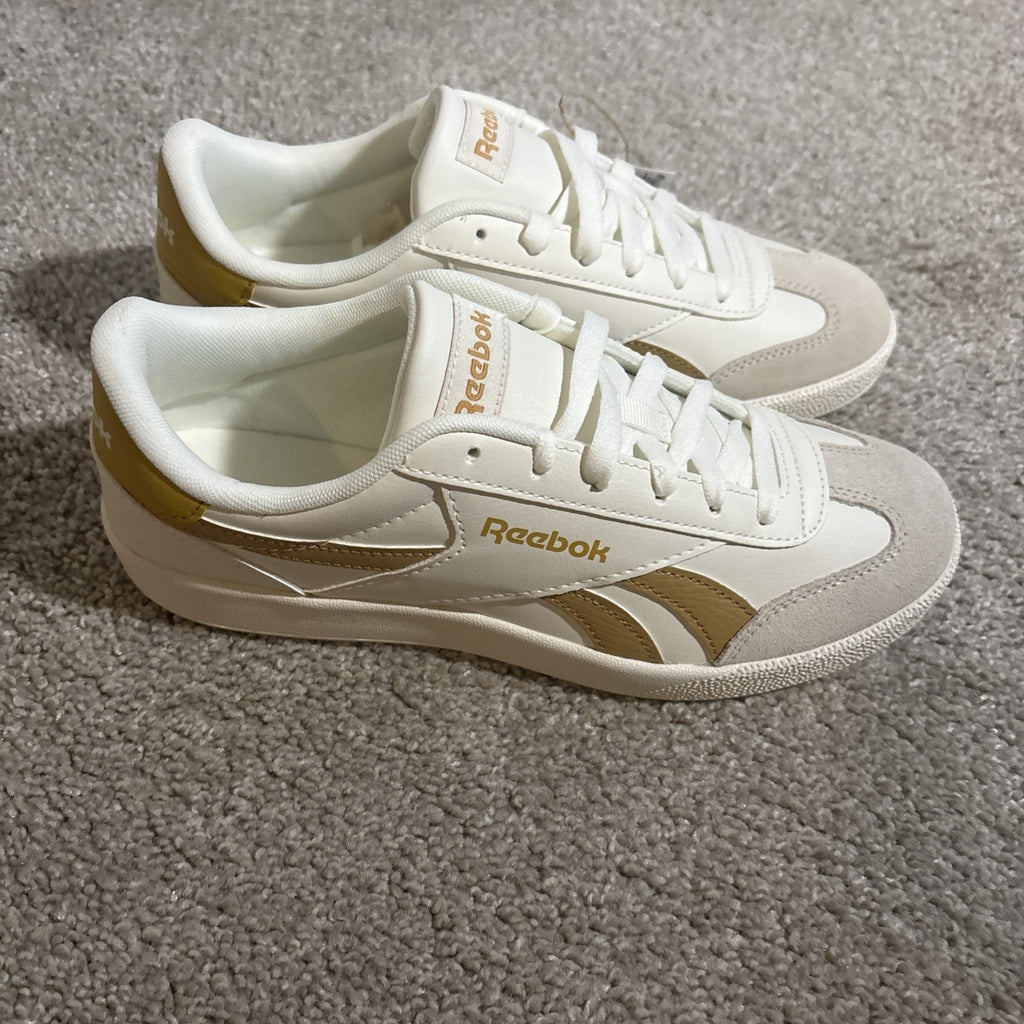 Reebok Smash Edge Chalk Camel Gold Women 9.5/Men8 Unisex Casual Lifestyle Shoes