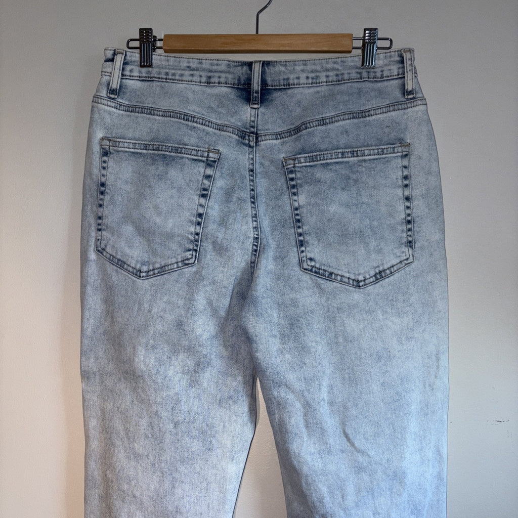 Straight Leg Jeans Women’s Size 13 Ripped Distressed