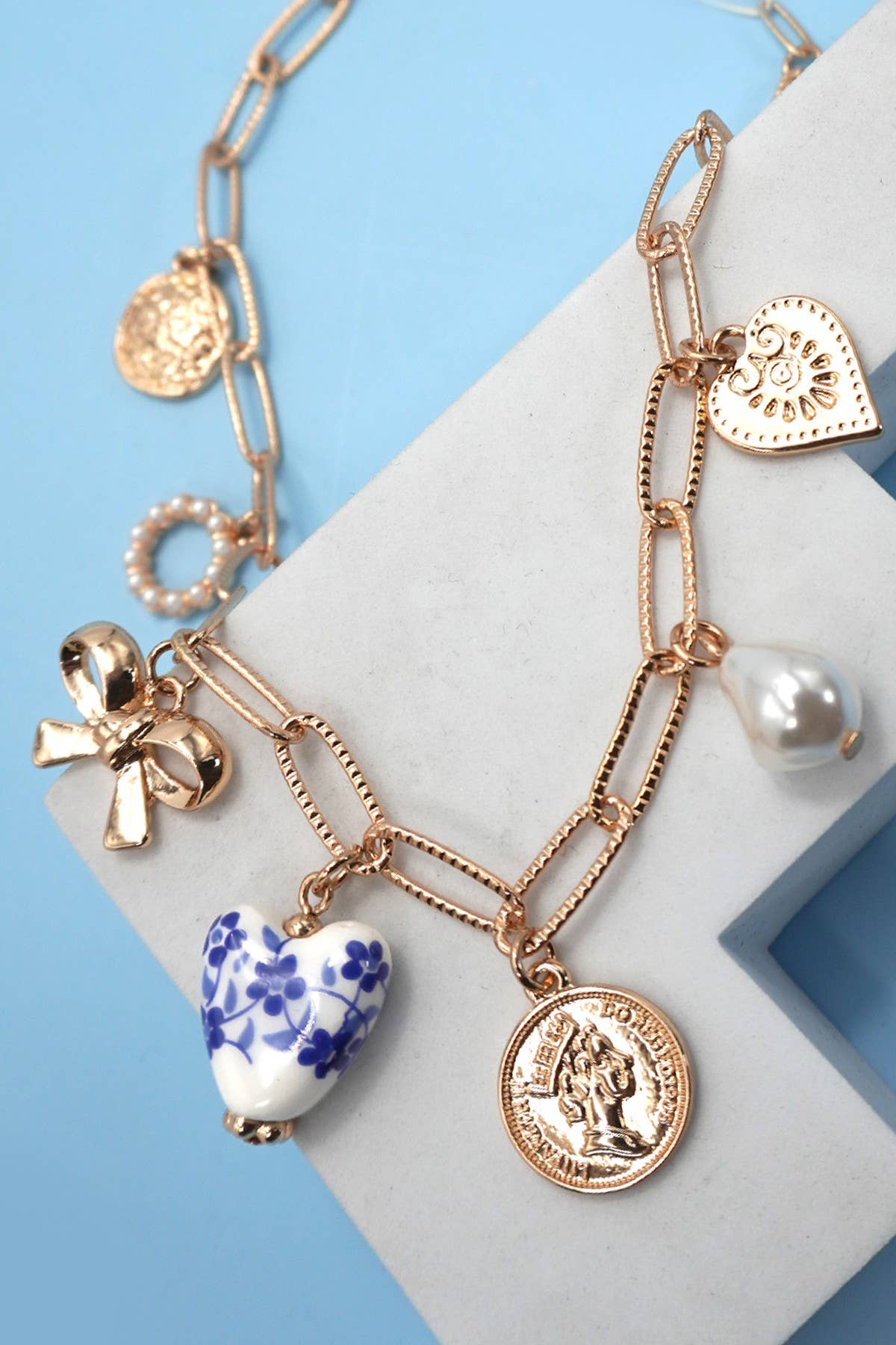 CERAMIC PORCELAIN BOW HEART CHARM LINK NECKLACE |  Gold