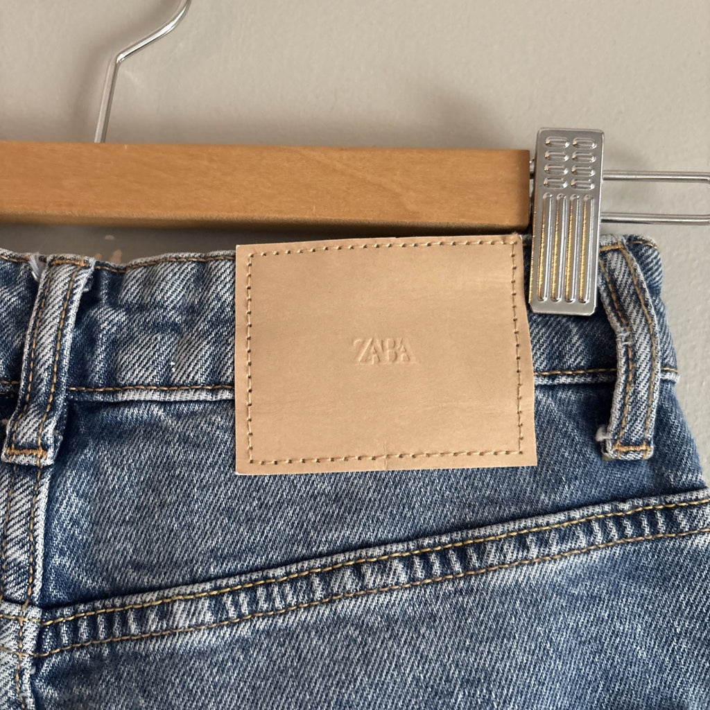 ZARA WOMAN BLUE DENIM ANKLE JEANS MOM FIT HIGH RISE Size 4 WAIST 26 INSEAM 28