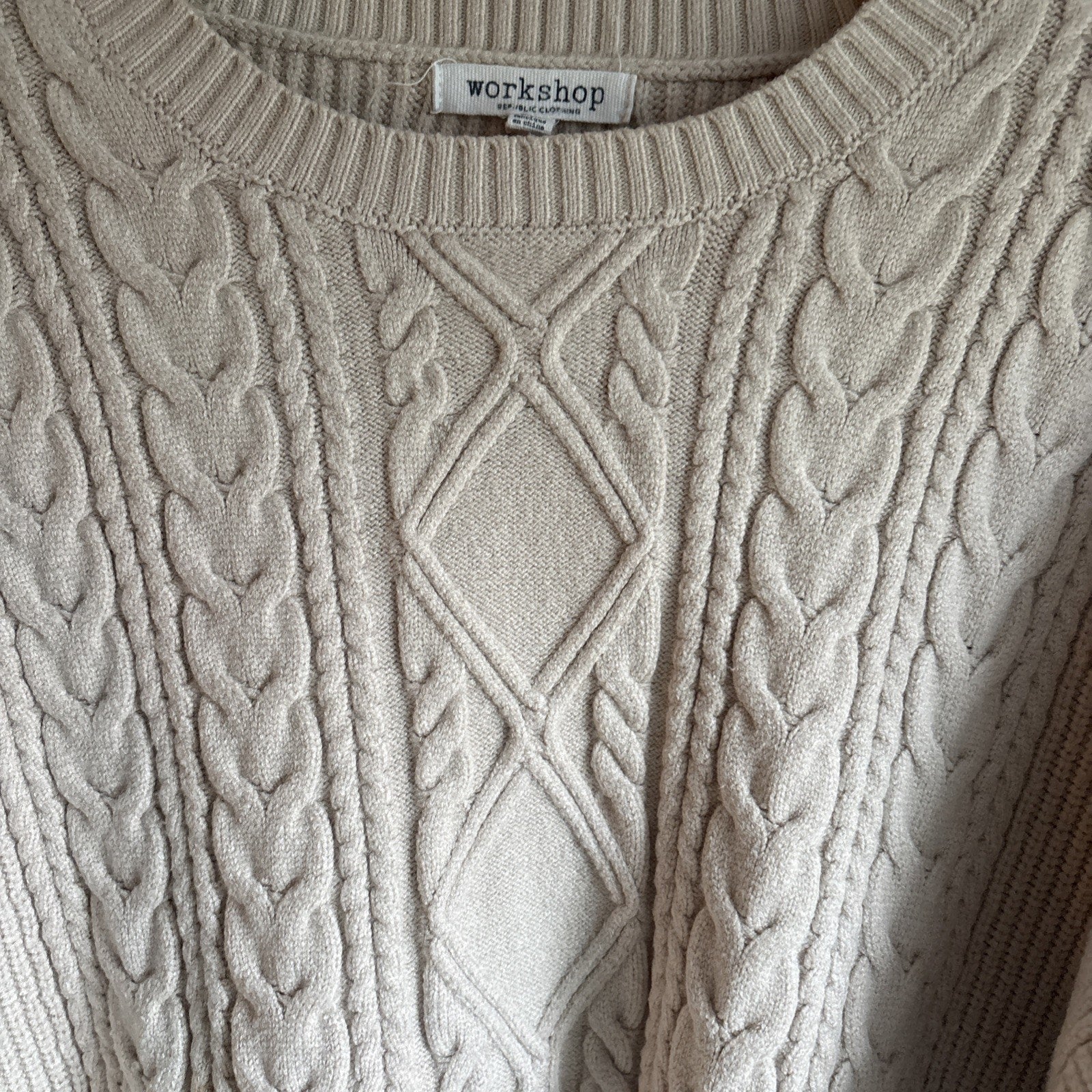 Workshop Republic clothing XL sweater Cable Knit beige Crew Neck Classic Preppy