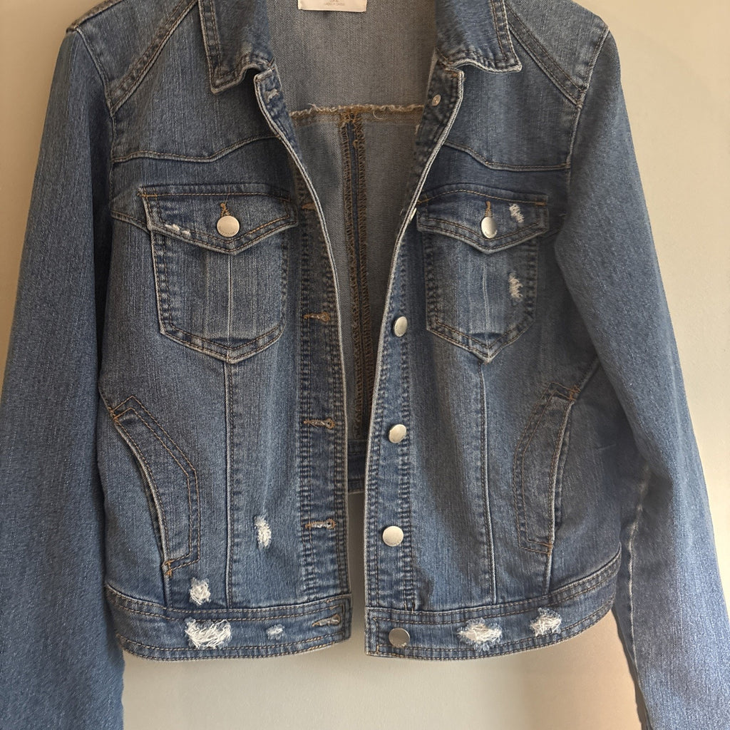 TINSEL TOWN Women's Distressed Western Denim Blue Jean Jacket M