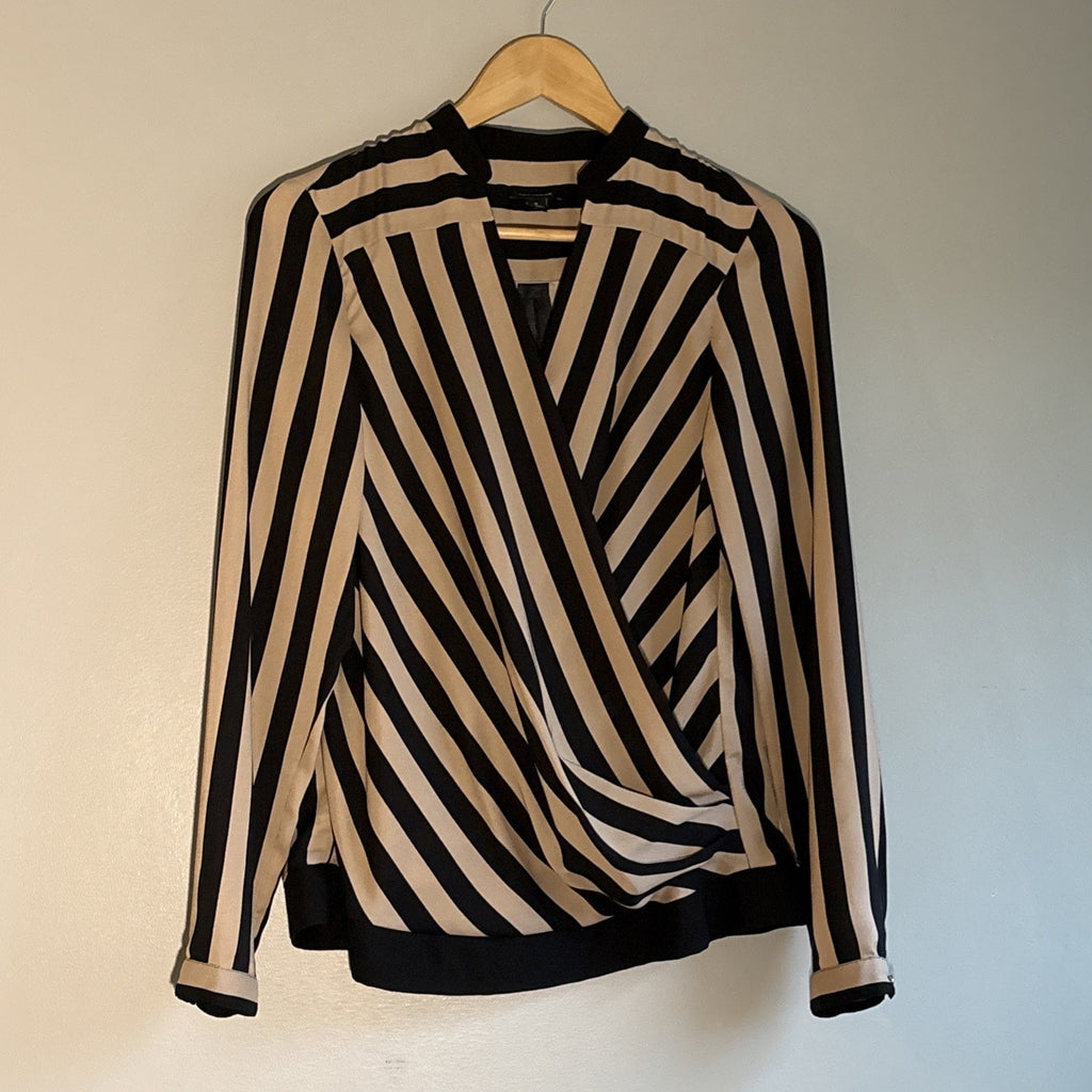 Women’s Ann Taylor Blouse Size 0 Black And Brown Stripes Cinched ￼