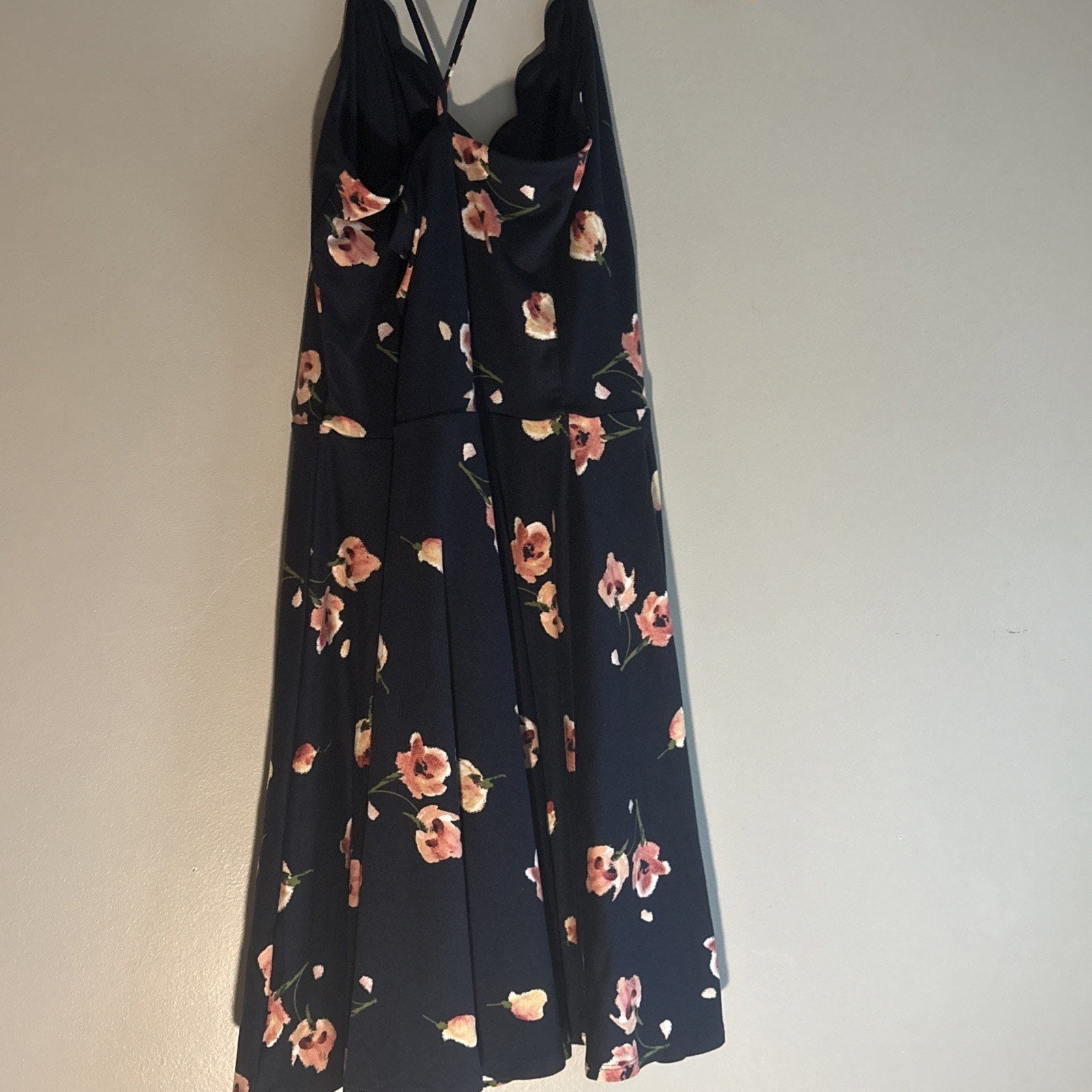 NWT The General Good Women’s Floral, Navy Sundress Scalloped Size Large