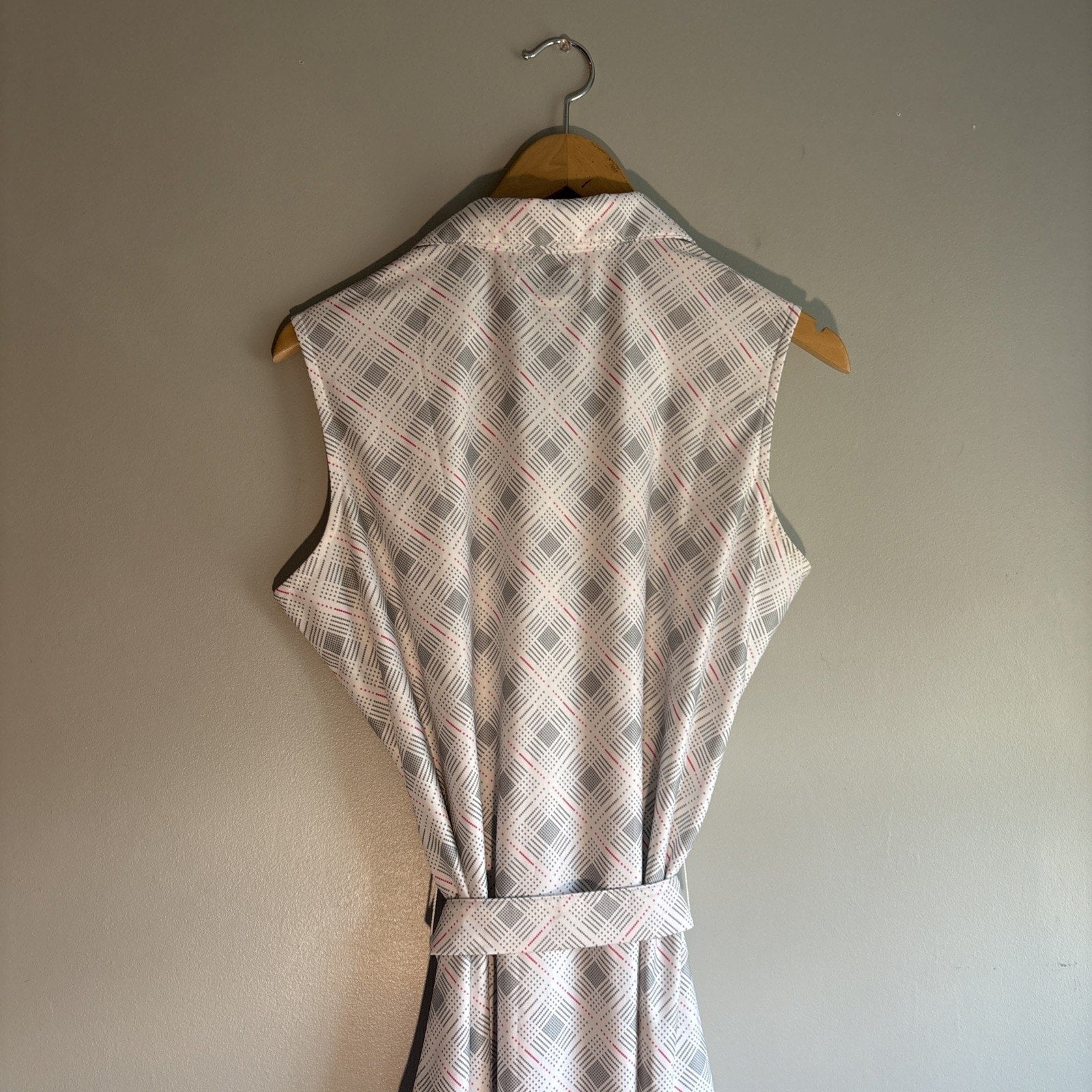 Greg Norman Golf Dress Womens Large Sleeveless Tie Waist Performance Athleisure