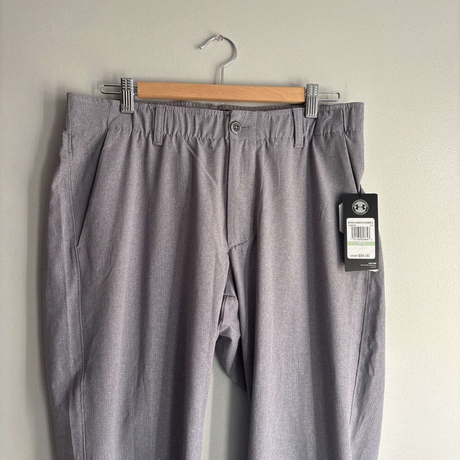 NWT Under Armour Gray Pants Mens Size 34x30 Casual Lightweight Stretch Golf